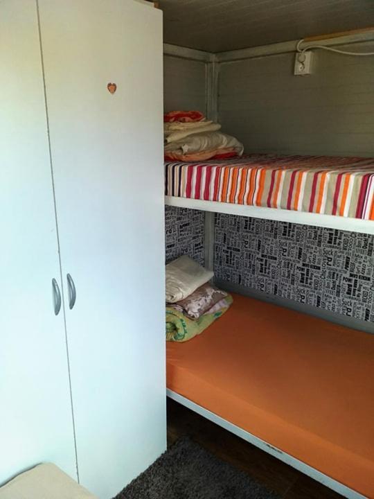 Two Rooms Cabin House Букурещ Екстериор снимка