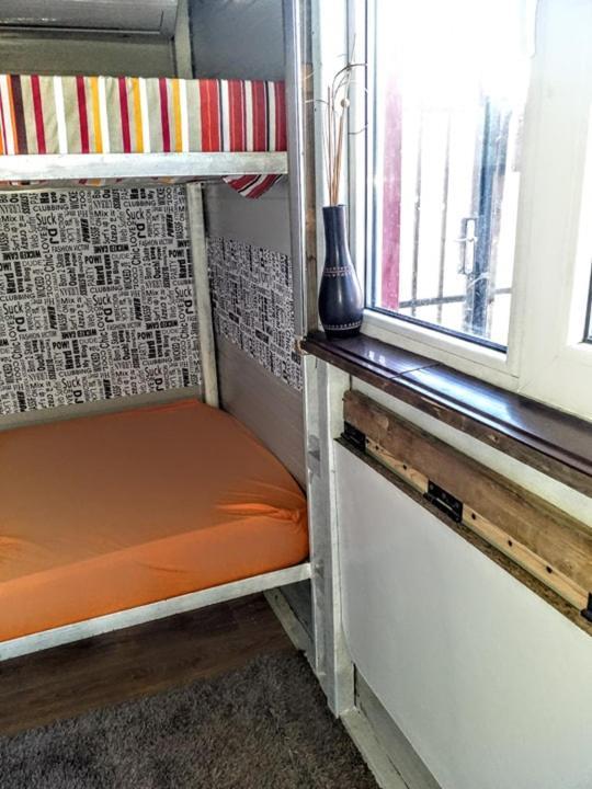 Two Rooms Cabin House Букурещ Екстериор снимка