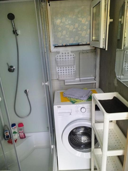 Two Rooms Cabin House Букурещ Екстериор снимка